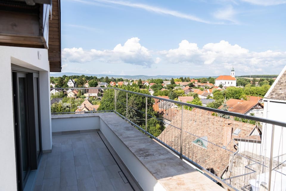 Property building, Day, Natural landscape, View (from property/room), Balcony/Terrace, City view