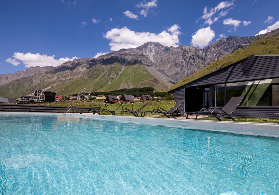 Kazbegi Targmani Cottages Apartment in Georgia