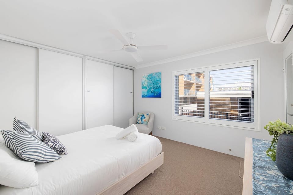 Sundeck Shoal Bay Ground floor with views and pool access Apartment in Shoal Bay