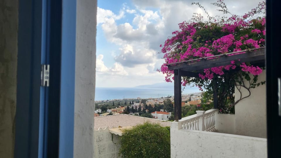 View (from property/room), Balcony/Terrace