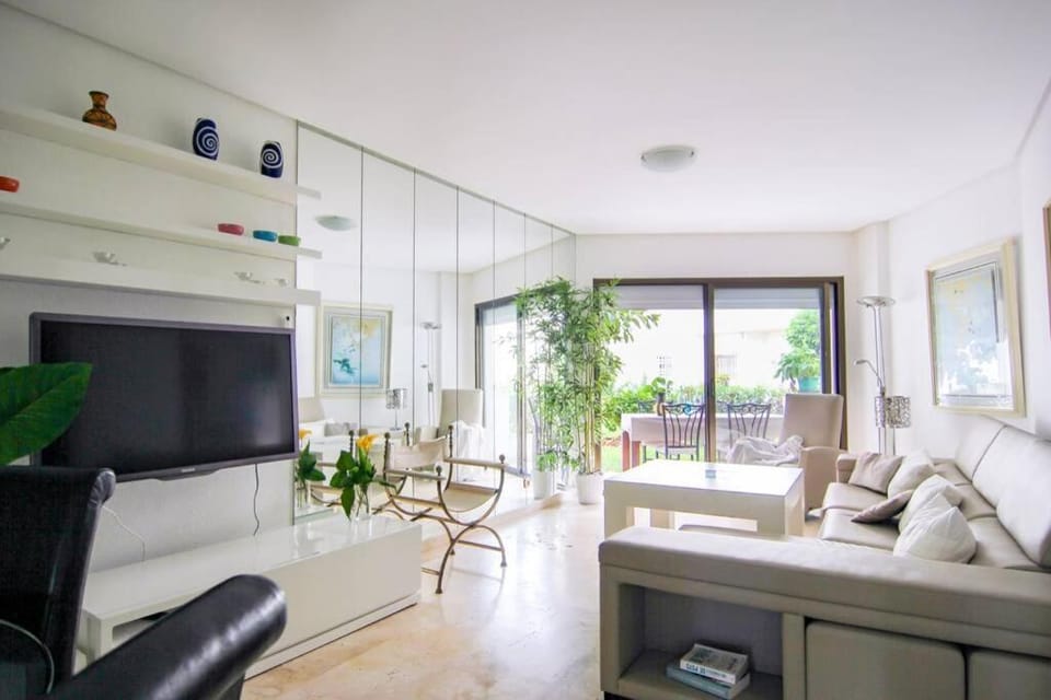 OleHolidays Marbella del Mar Primera linea playa Apartment in Marbella