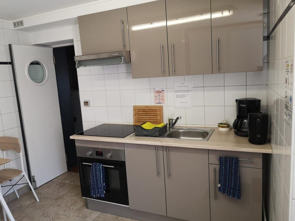 Communal kitchen