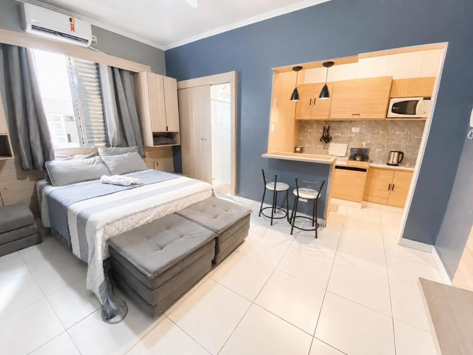 Kitnet Canto do Forte, moderna e aconchegante a passos da praia Apartment in State of São Paulo