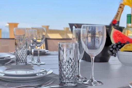 Magnifica Villa Happy Holidays con piscina en los Gigantes Villa in Canary Islands