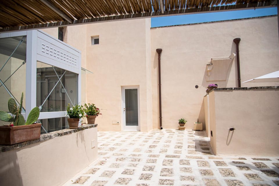 Day, Balcony/Terrace