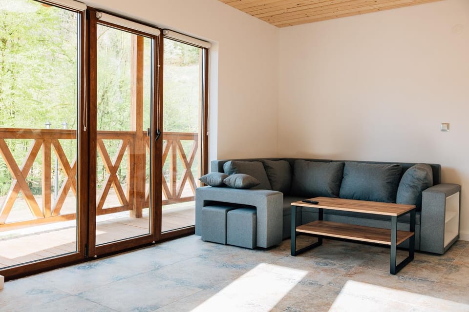 Agro Domki Pod Jesionem 2 Apartment in Lower Silesian Voivodeship
