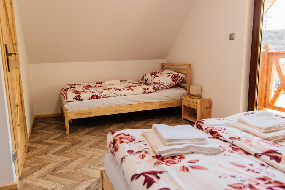 Agro Domki Pod Jesionem 2 Apartment in Lower Silesian Voivodeship