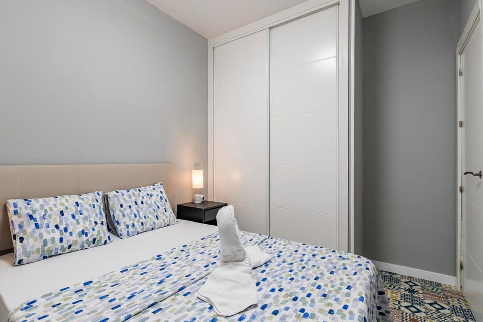Cerca Santiago Bernabéu - Apartamento TORRE PICASSO Apartment in Madrid