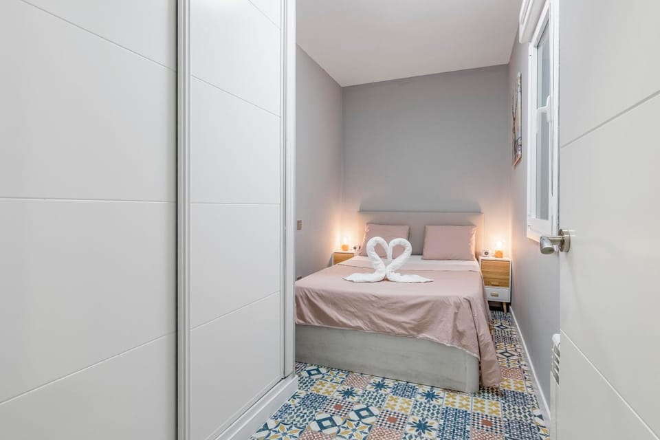 Cerca Santiago Bernabéu - Apartamento TORRE PICASSO Apartment in Madrid