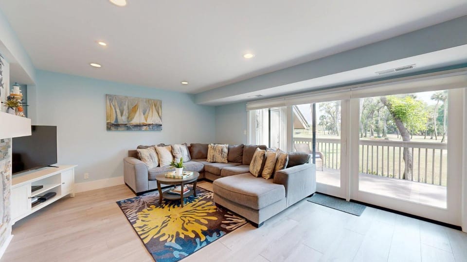 911 Inverness Village Villa in Hilton Head Island