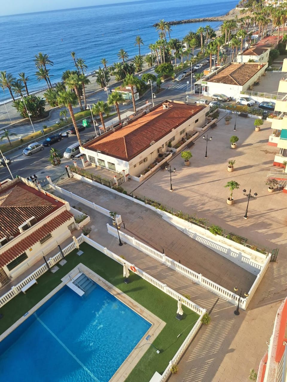 Apartamento frente al mar totalmente reformado Apartment in Costa Tropical