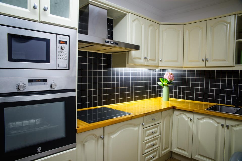 Kitchen or kitchenette, kitchen