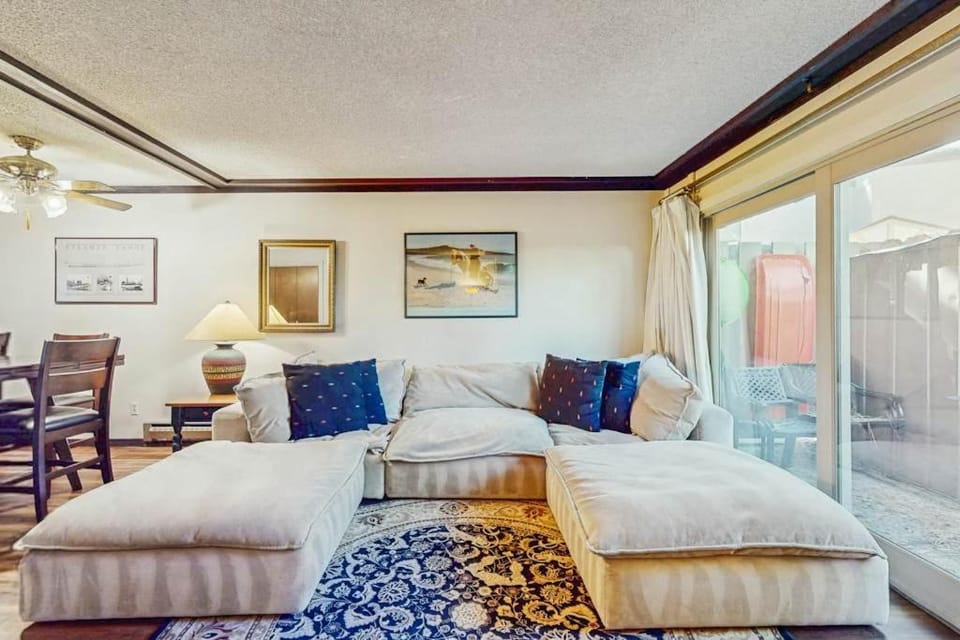 Lakeside Dreamzzz House in Tahoe Vista