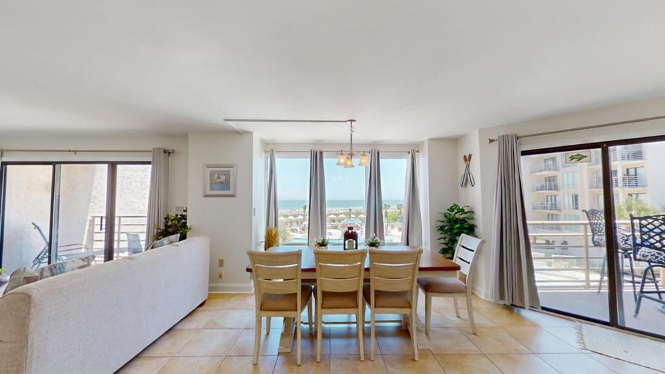 1202 Villamare Villa in Hilton Head Island