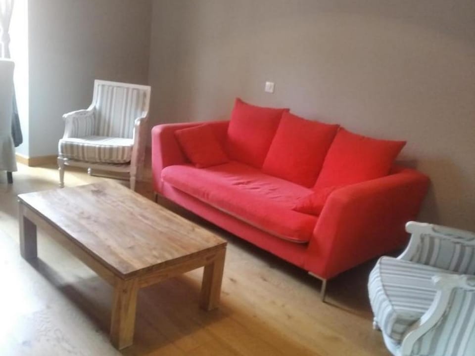 Maison confortable avec balcon au cœur de Cadouin, proche de Dordogne et grands sites touristiques - FR-1-616-196 Apartment in Occitanie