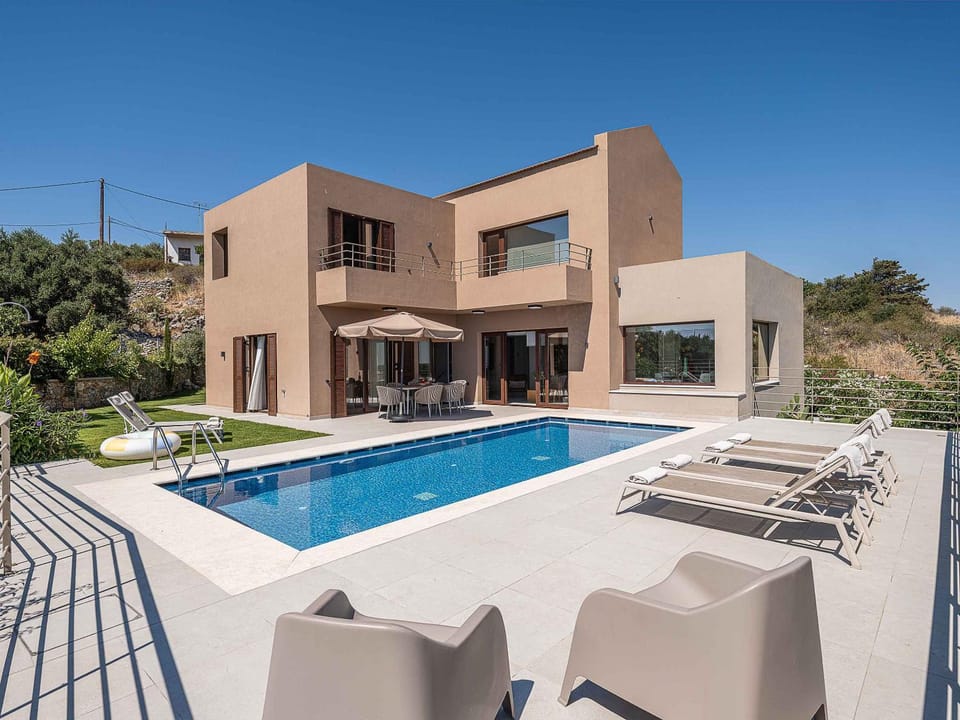 Property building, Patio