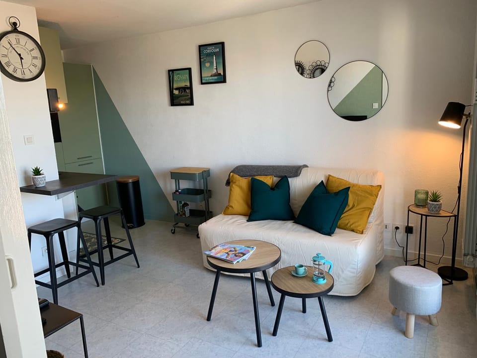 Seating area