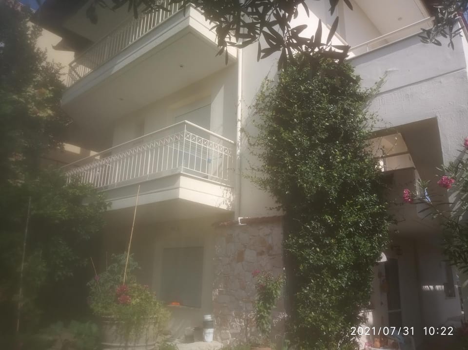 Property building, Balcony/Terrace