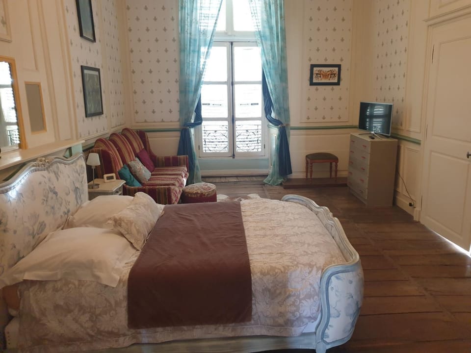 Le Chateau Bed and Breakfast in Nouvelle-Aquitaine