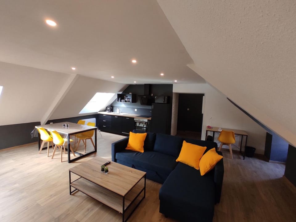 Kitchen or kitchenette, Living room, Dining area
