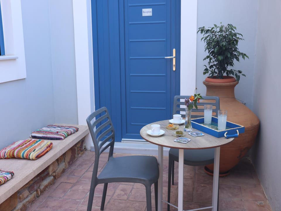 Lobby or reception, concierge