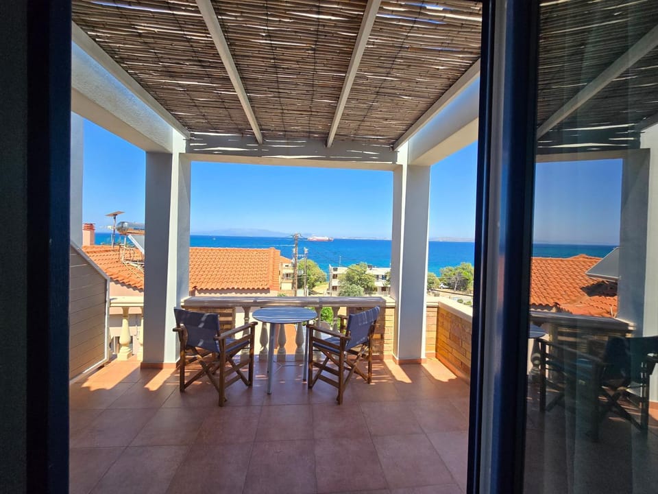 Chios Shallow Sea Apartment in Decentralized Administration of the Aegean