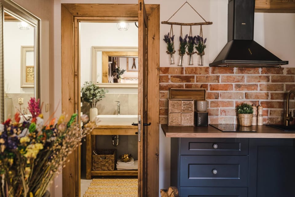 Bathroom, kitchen