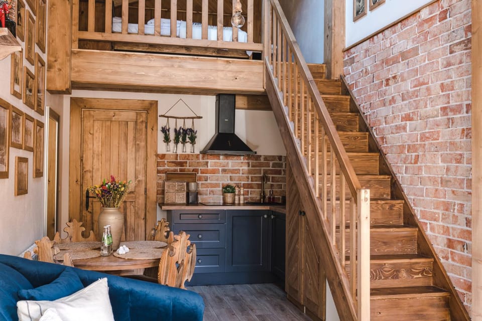 Seating area, Bedroom, kitchen
