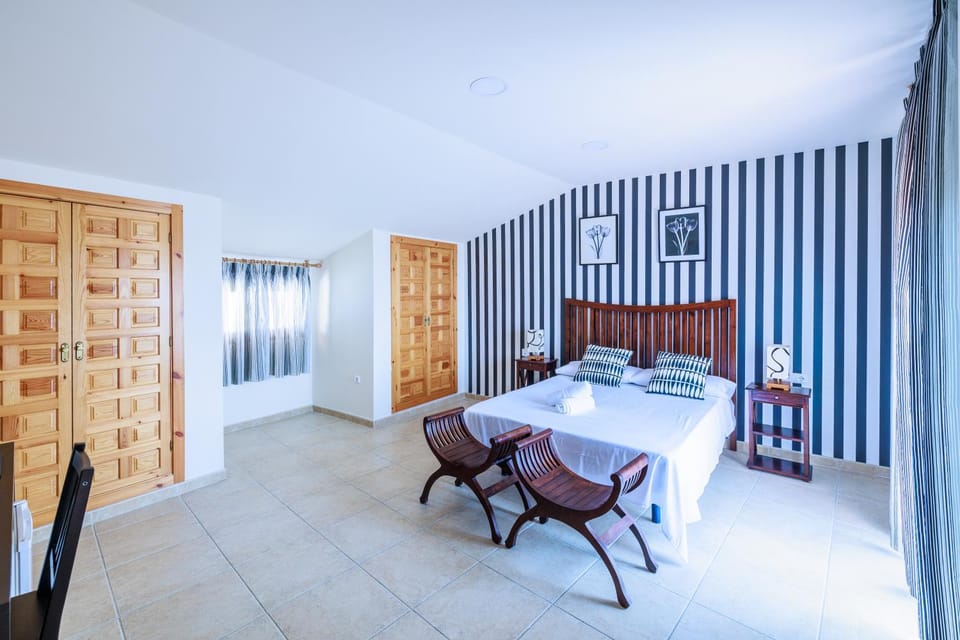 Bed, Bedroom, towels, wardrobe