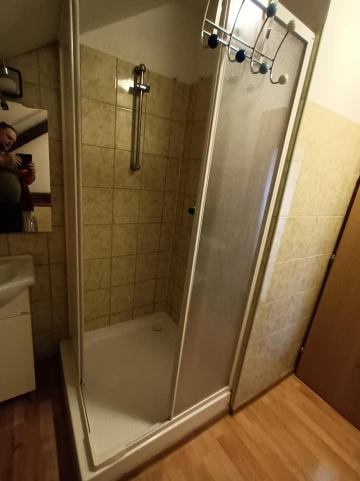 Shower, Property building