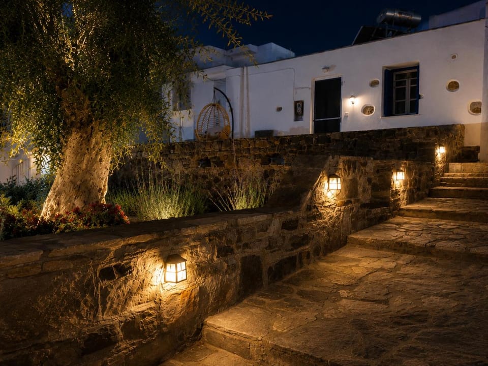 Blue & White: An Absolute Aegean dream house House in Naxos, Naxos and Lesser Cyclades, Greece