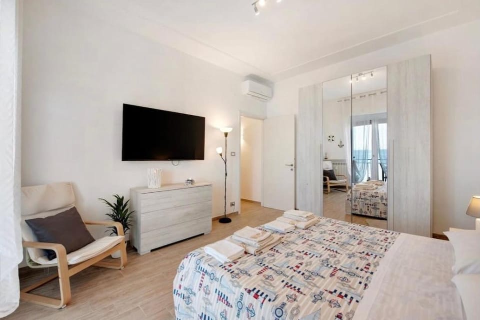 Happy Home Apartment in Savona