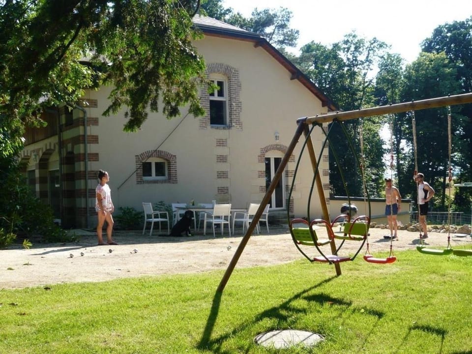 Gîte spacieux en Touraine, 8 pers, jardin privé, calme - FR-1-381-273 House in Centre-Val de Loire