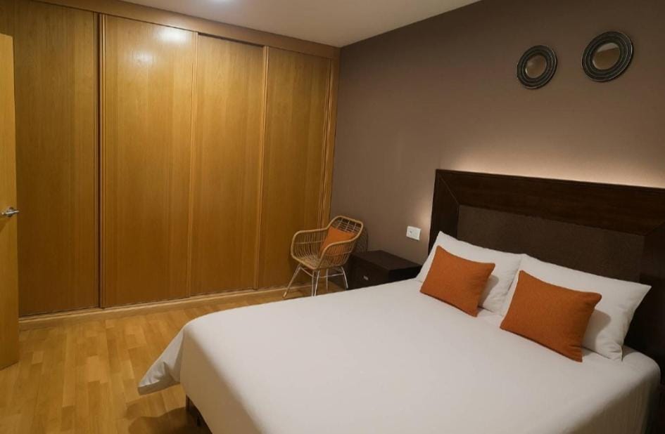 CHALET A SOLO 5 MIN DE OURENSE CIUDAD con jardín y barbacoa House in Galicia