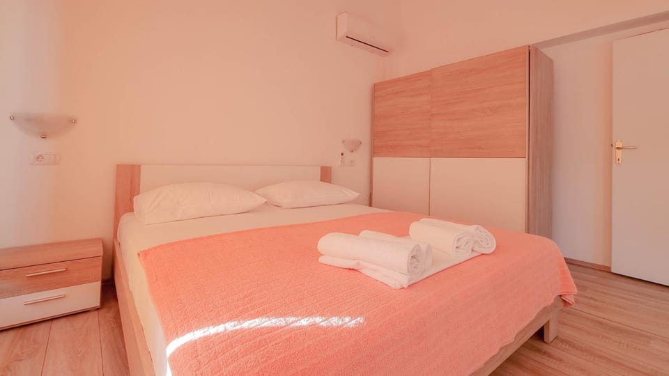 Skalinada Apartment in Novigrad