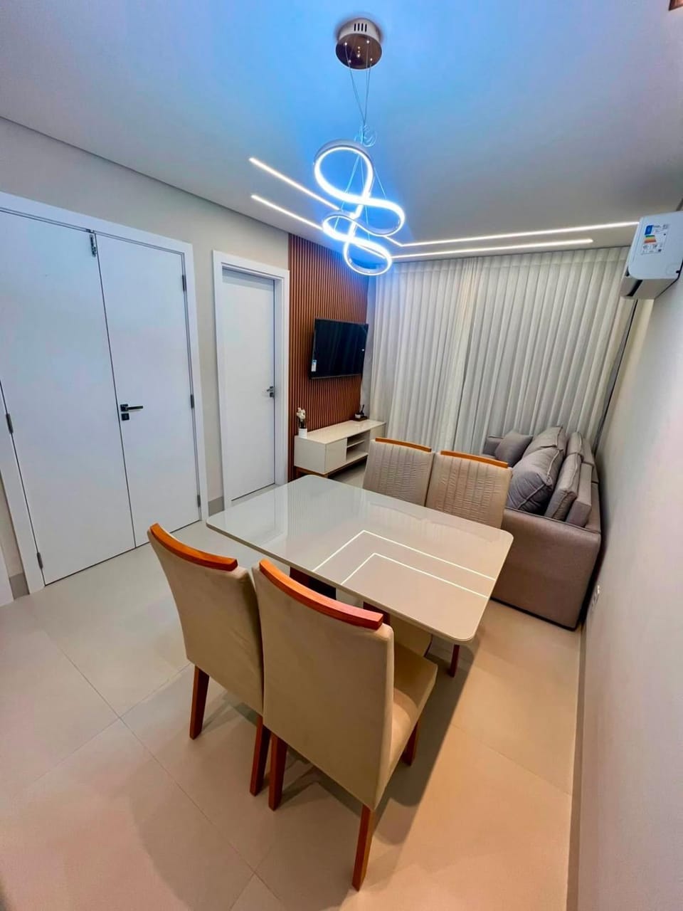 Apartamento bem localizado próximo ao DETRAN, Assembleia Legislativa de Cuiabá, Centro Político e Shopping Pantanal Apartment in State of Mato Grosso, Brazil