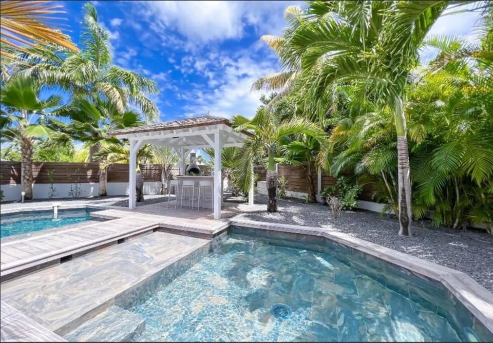Patio, Day, Garden, Garden view, Pool view, Swimming pool, sunbed