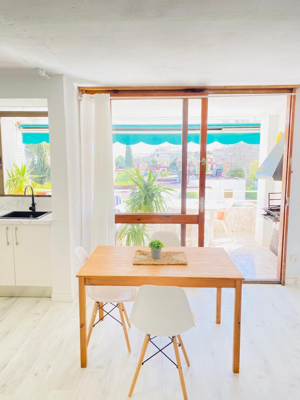 View (from property/room), Dining area