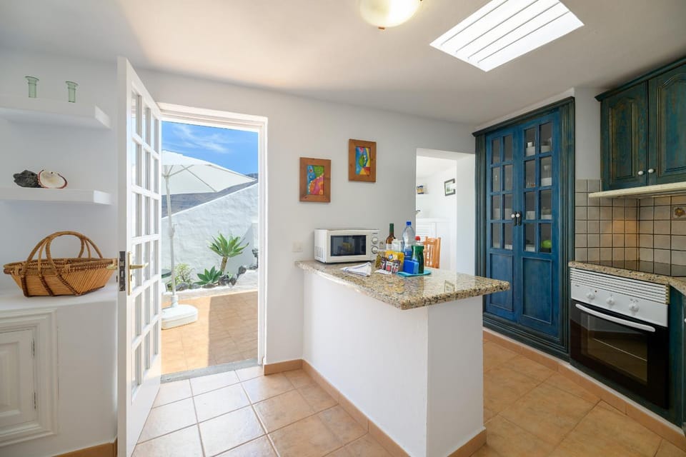 Famara Caracolillos, El Apartamento Apartment in Isla de Lanzarote