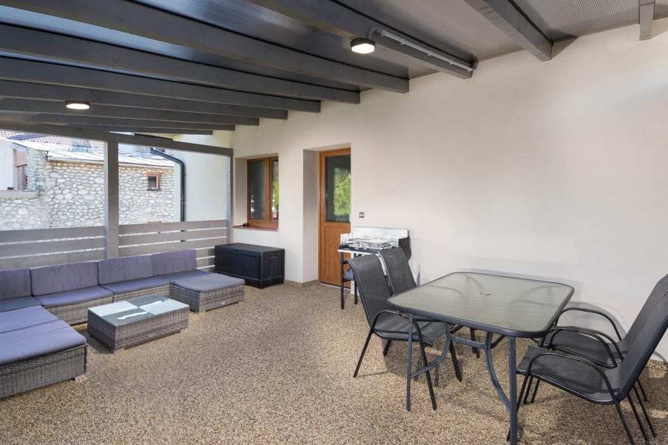 Balcony/Terrace, Seating area