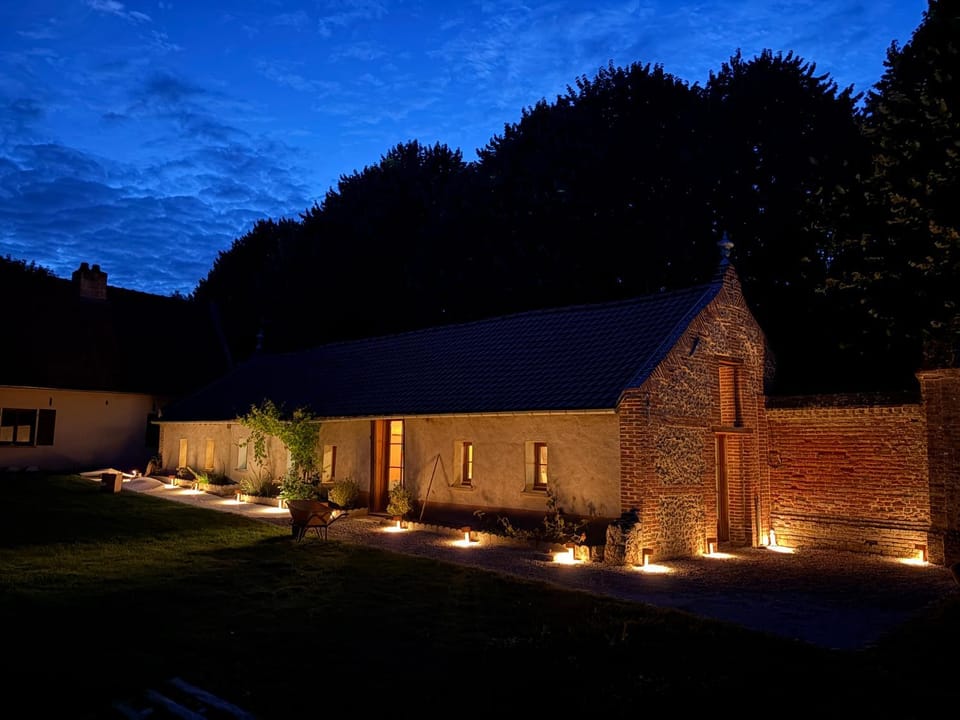 Château d'Aigneville Bed and Breakfast in Hauts-de-France