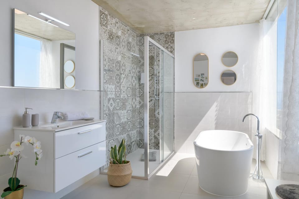 Suites Bene LANZAROTE Bed and Breakfast in Isla de Lanzarote