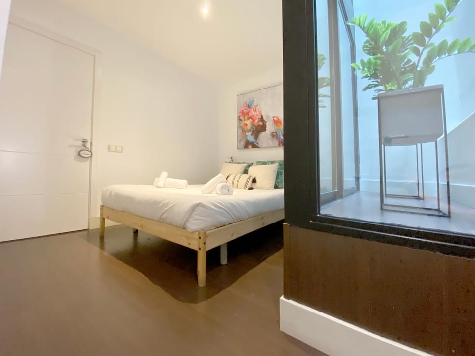 Bed, Bedroom