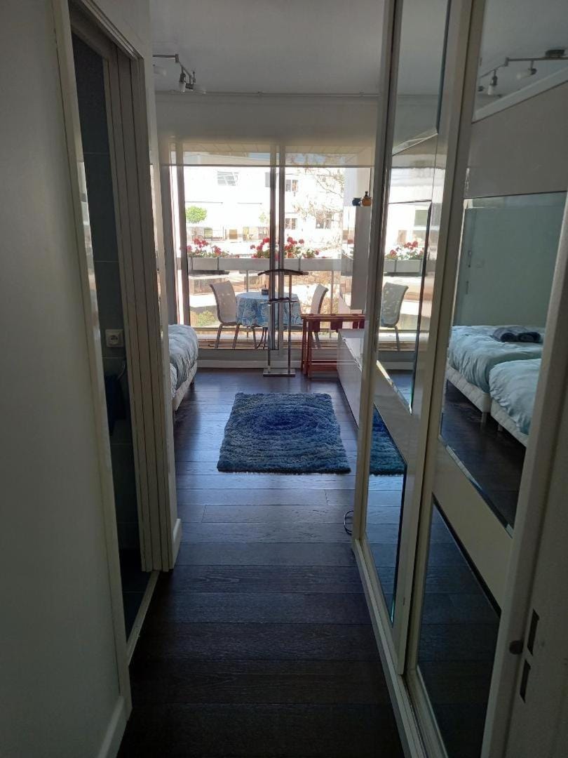 Facade/entrance, Balcony/Terrace, Bedroom