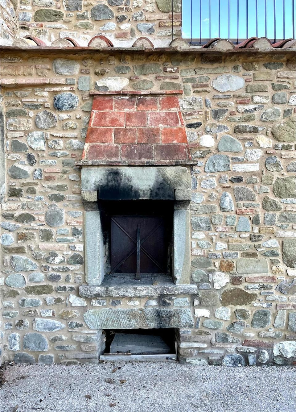 Property building, fireplace, oven