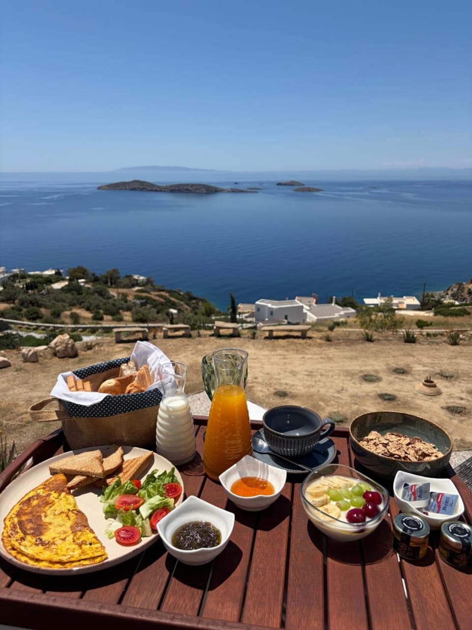 Eolia luxury houses Andros Villa in Decentralized Administration of the Aegean