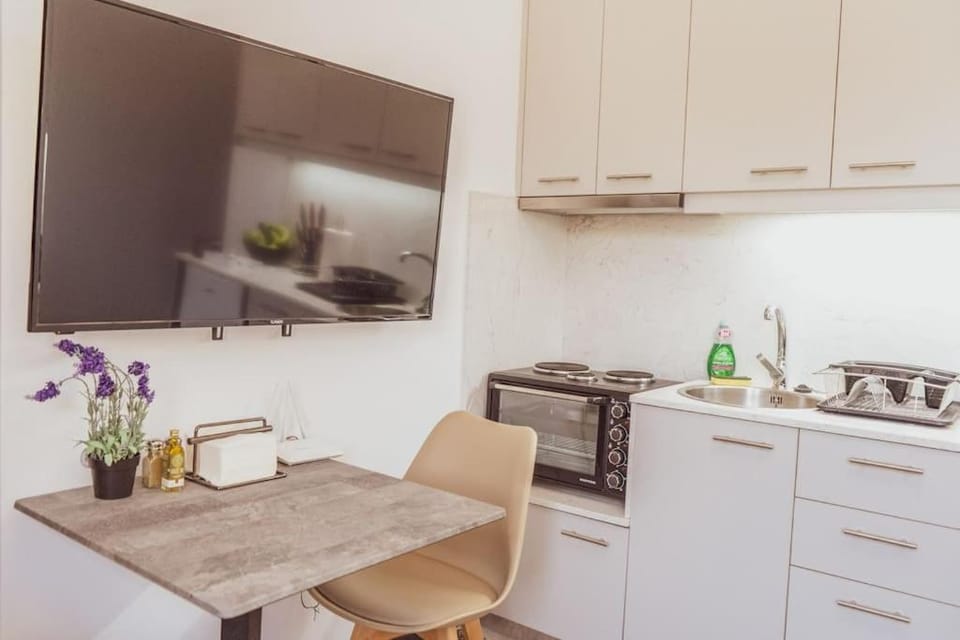 Sunny Downtown Appartment A/C WiFi c1 Apartment in Heraklion