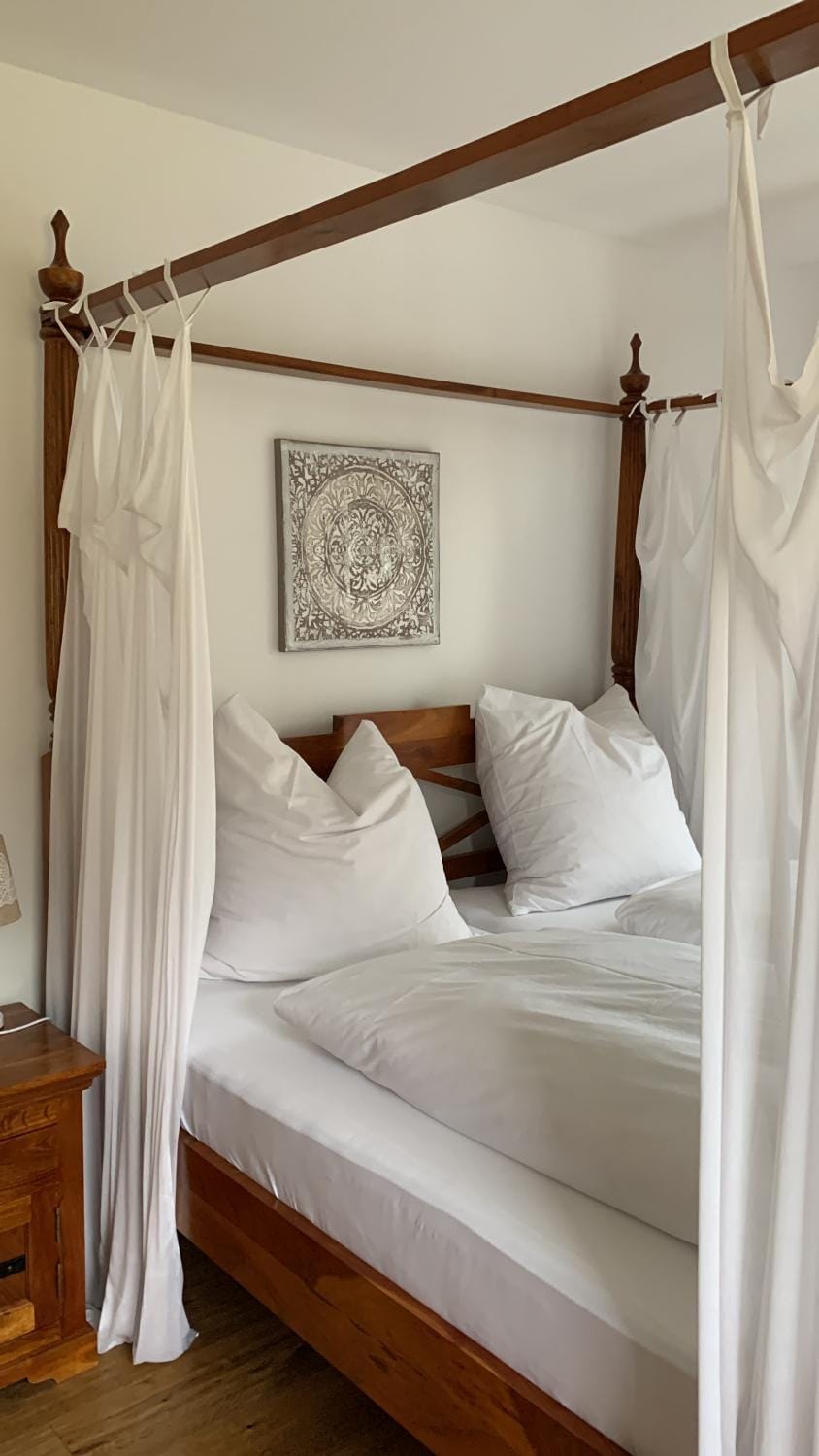 Bed, Bedroom