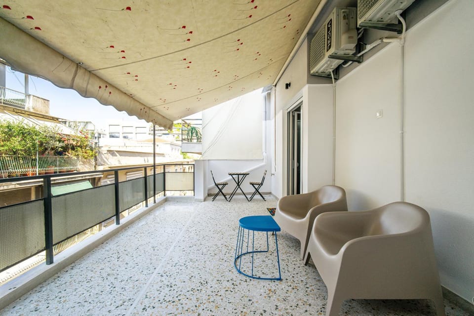 Majestic Flat with Huge Terrace in the City Center Apartment in Athens