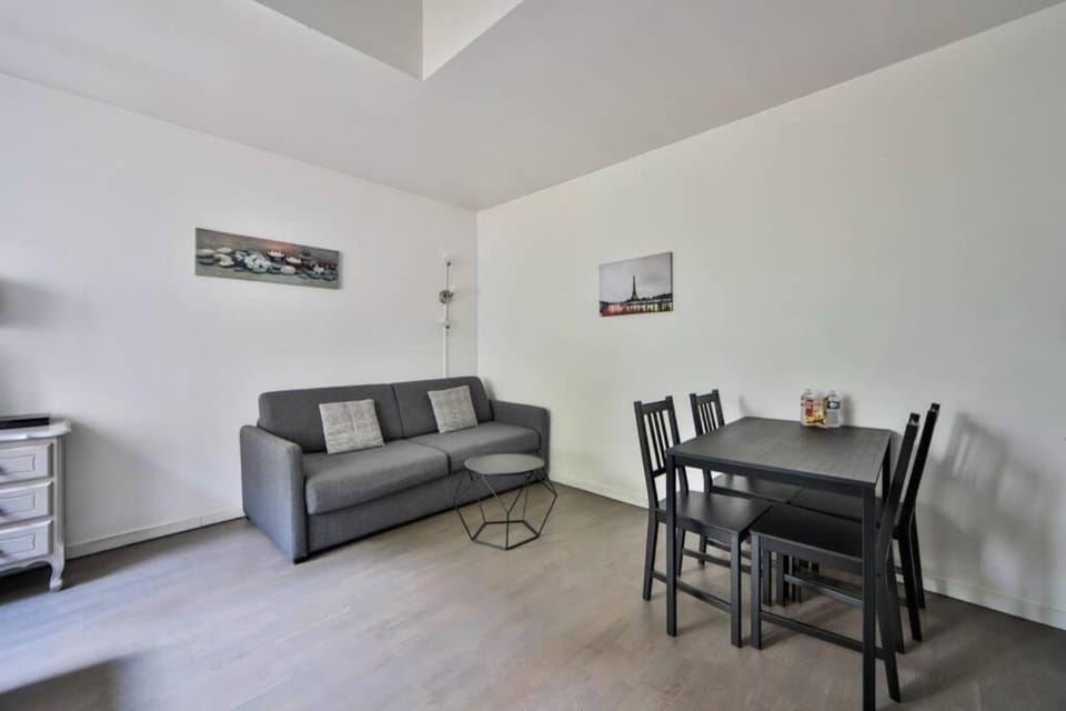 Studio 4P Calme/Full Equipped/Charonne/PereLachese Apartment in Paris